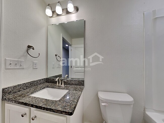 Building Photo - 567 Tumbled Stone Way