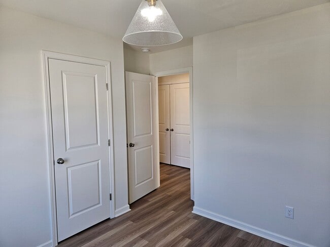 Building Photo - 3 Bedroom, 2 bath home - Hampstead - Brookfield Branch Community