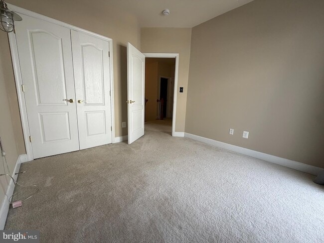 Building Photo - 19461 Dover Cliffs Cir