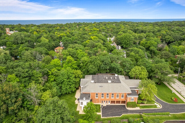 Building Photo - 493 Hazel Ave