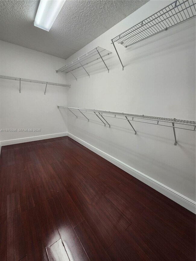 Building Photo - 5085 SW 155th Ave