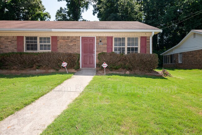 Primary Photo - 469 Southern Way