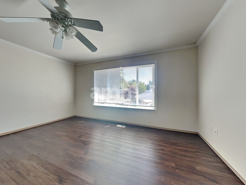 Building Photo - 1524 185th St Ct E