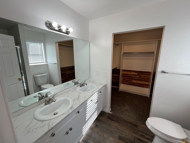 Building Photo - Beautifully Remodeled 4 Bed / 2 Bath Home in Stansbury Park