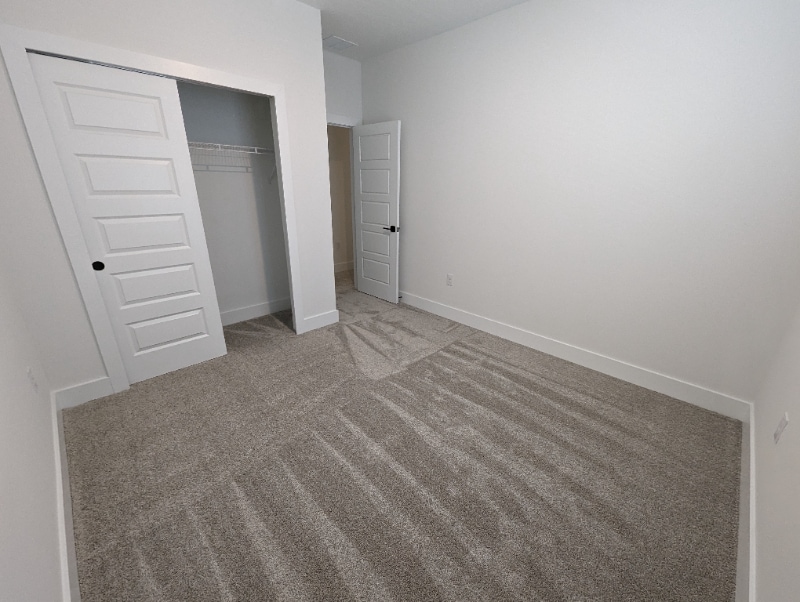 Building Photo - 534 Sun Chaser Dr