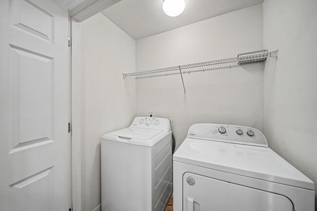 Building Photo - 3963 Diamond Ridge View