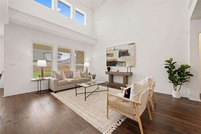 Building Photo - 2213 Santa Isabella Dr
