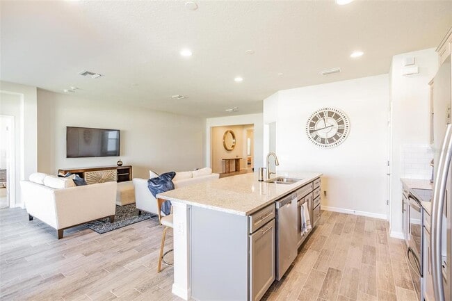 Building Photo - 8202 Olive Brook Dr