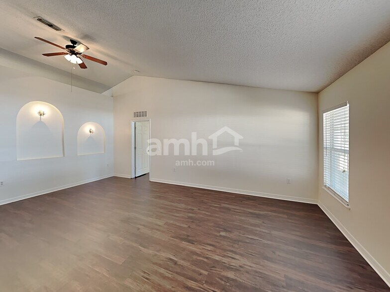 Building Photo - 5528 Cougar Park Ct