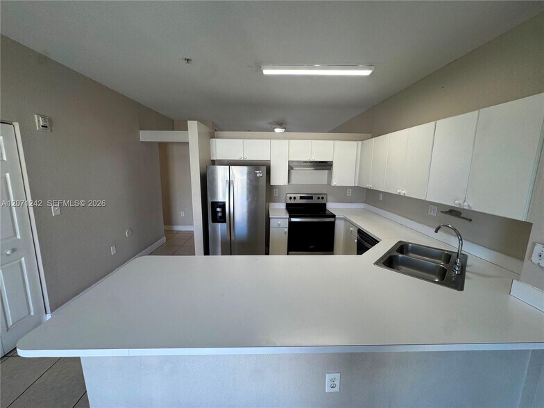 Building Photo - 6940 NW 179th St