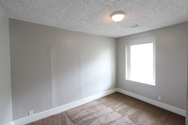 Building Photo - 2701 Ave J