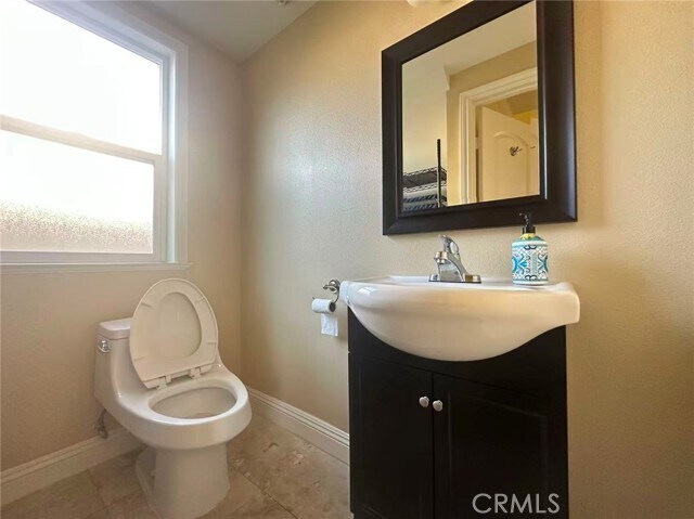 Building Photo - 58 S Altadena Dr