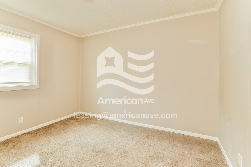 Building Photo - 6103 Trena Trail