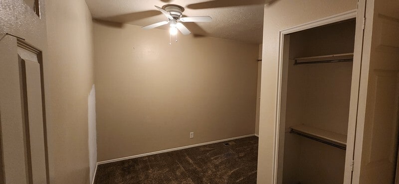 Building Photo - 479 E 820 S