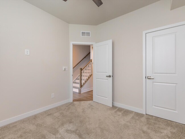Building Photo - 413 Spearfield Ln