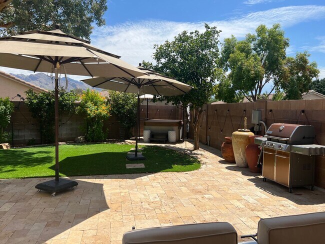 Building Photo - Gorgeous Northwest 3 Bedroom!