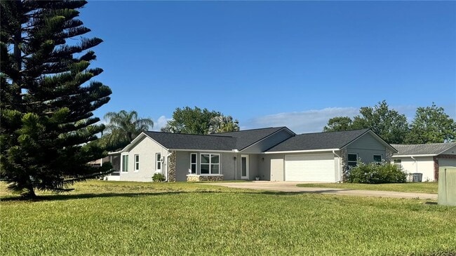 Building Photo - 804 Wildwood Cir