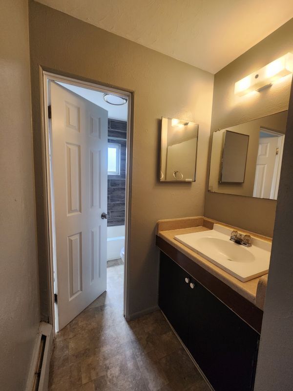 Building Photo - 1994 Elmira St