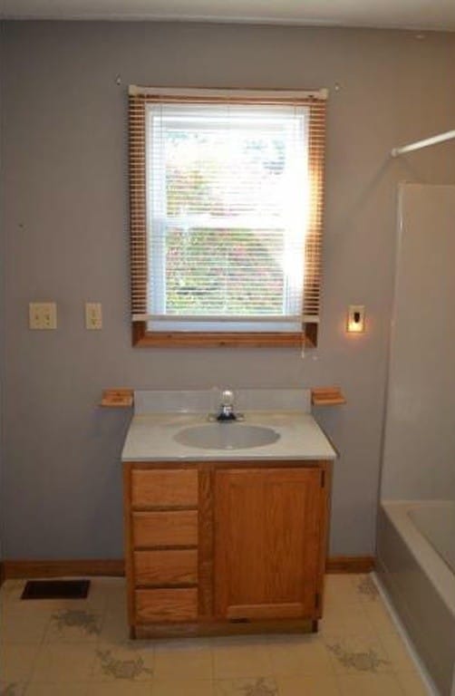 Building Photo - 4444 Coe Rd