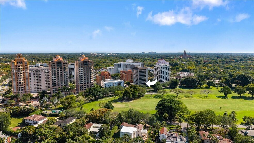 Building Photo - 700 Coral Way