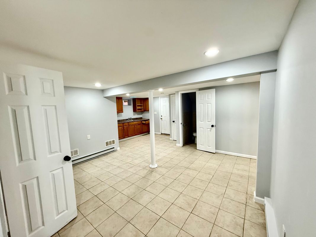 Building Photo - 35 Fiat Ave