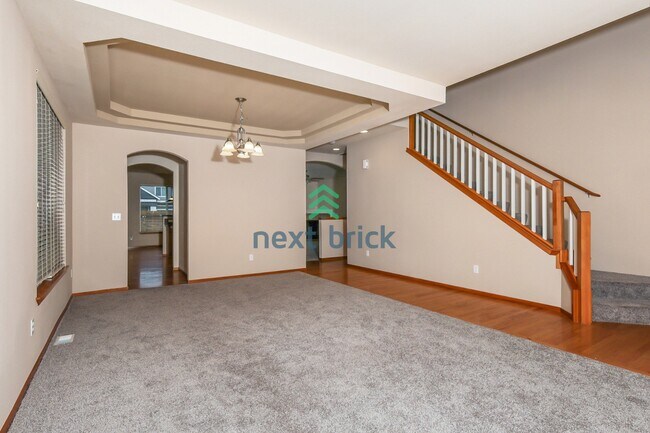 Building Photo - Stunning Bothell 5-Bedroom with flexible bonus room