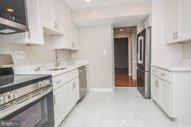 Building Photo - 9209 Frostburg Way