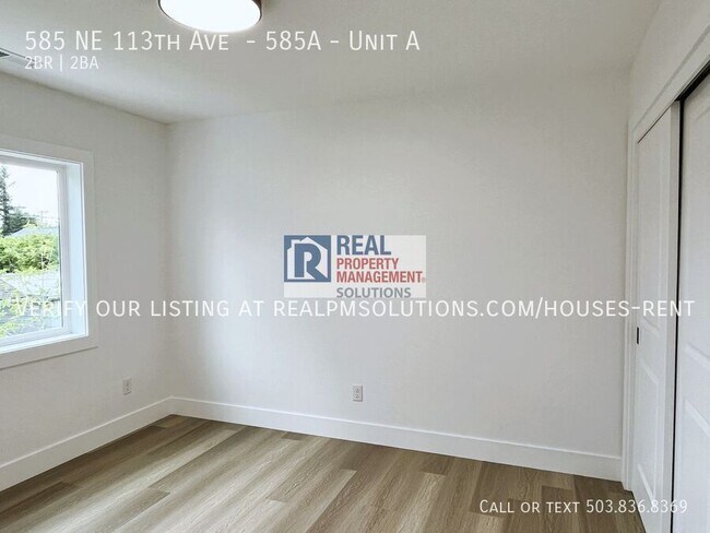 Building Photo - 585 NE 113th Ave