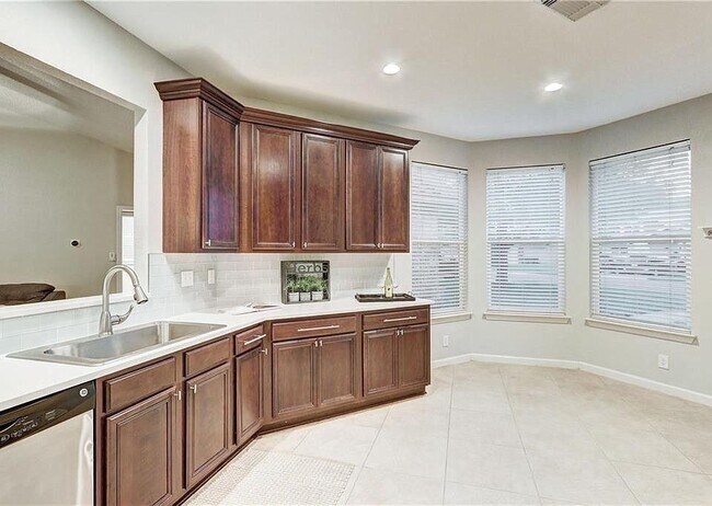 Building Photo - 8914 Bridgewood Trail