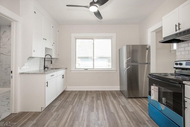 Building Photo - 3436 W 91st St