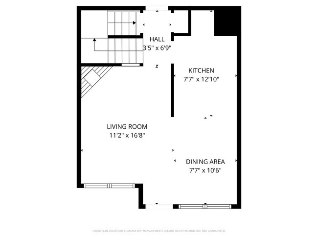 Building Photo - Beautifully Updated Townhome in a Prime Lo...