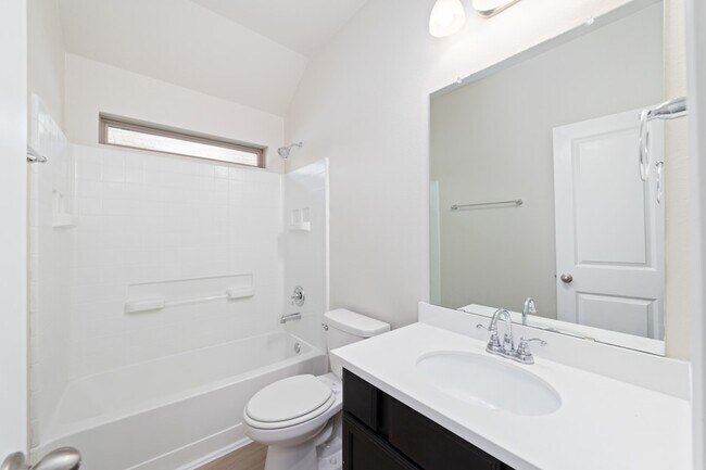 Building Photo - 20231 Moonlight Falls Ct
