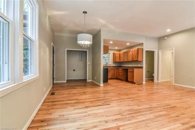 Building Photo - Cozy 3 Bedroom 1.5 Bathroom Home Nestled In Black Mountain