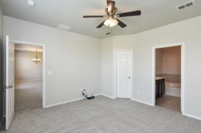 Building Photo - 1721 Vernon Dr