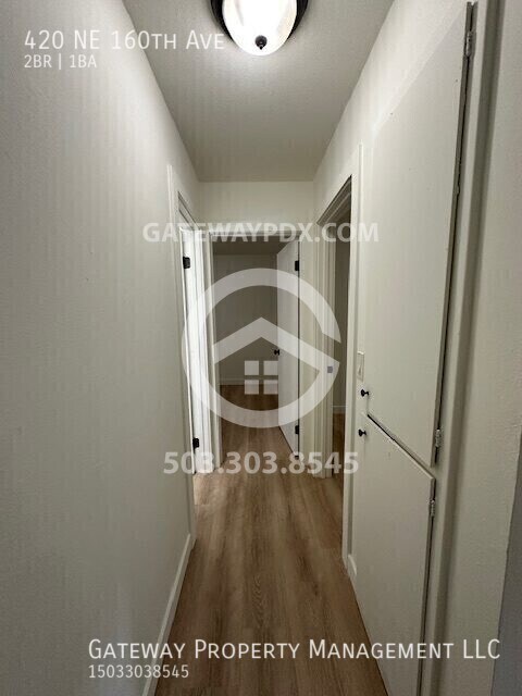 Building Photo - 420 NE 160th Ave