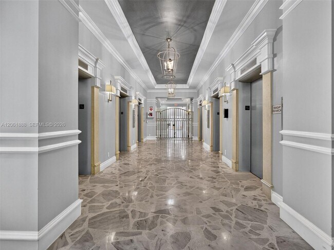 Building Photo - 2501 S Ocean Dr