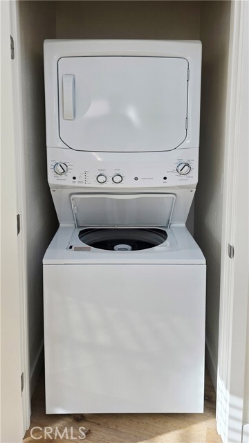 Building Photo - 5634 Wish