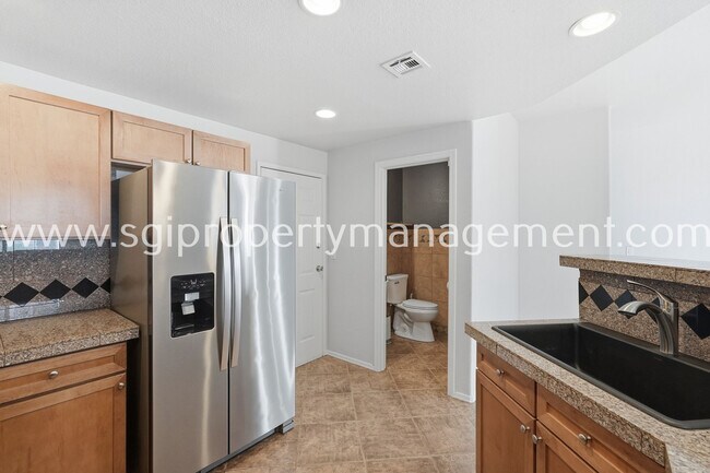 Building Photo - 3150 E Beardsley Rd