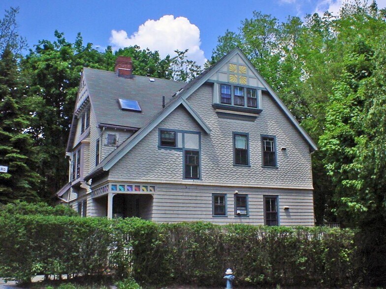 Building Photo - 609 Washington St
