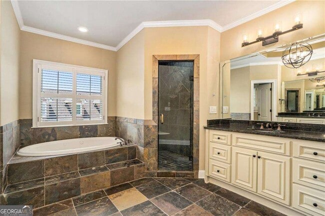 Building Photo - 2317 Crimson King Dr