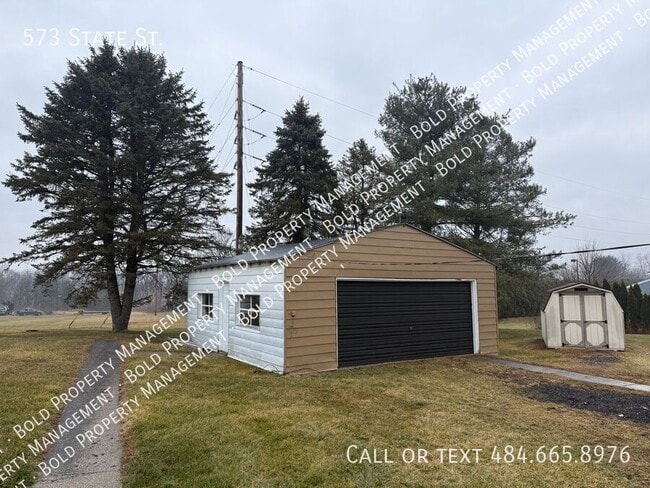 Building Photo - 573 State St