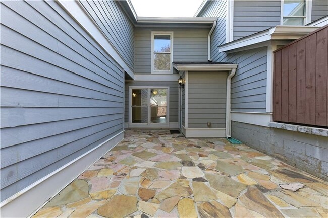 Building Photo - 4943 Meadow Ln