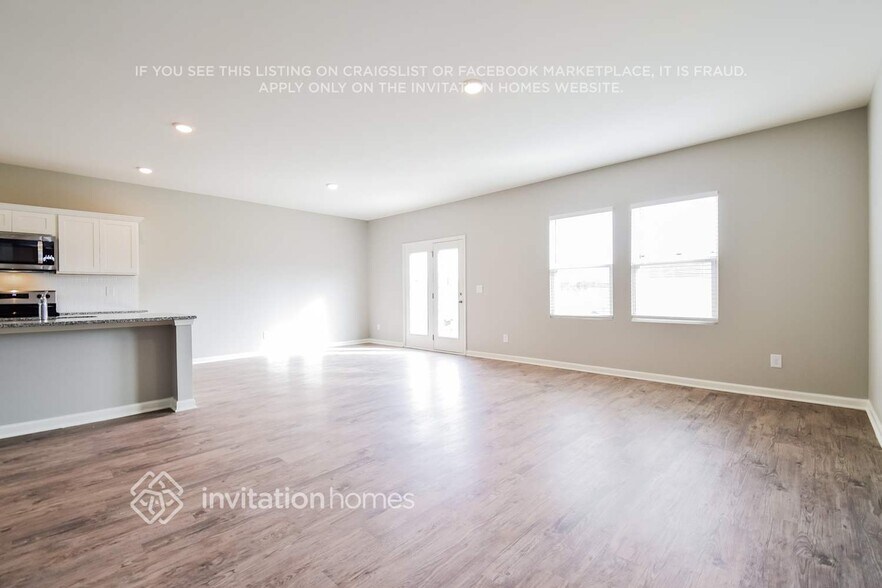 Building Photo - 386 Cottontail Ln