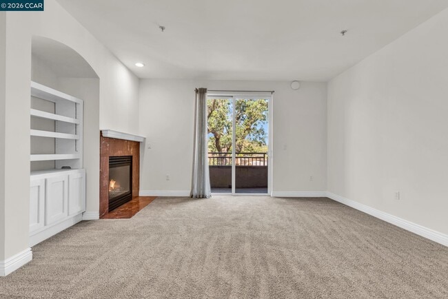 Building Photo - 1310 Creekside Dr