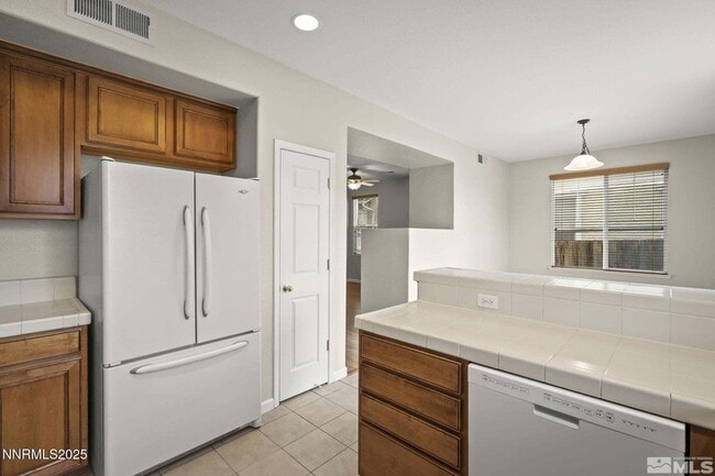 Building Photo - 3988 Dominus Dr