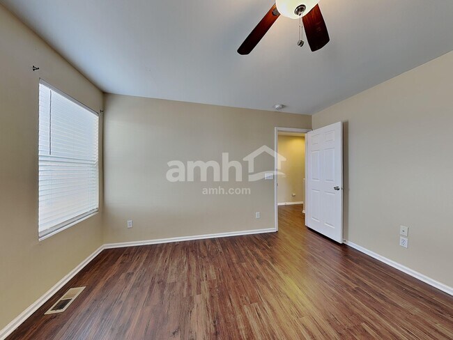 Building Photo - 2002 Springside Dr