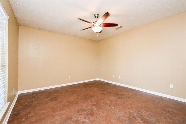 Building Photo - 22823 Williamschase Dr