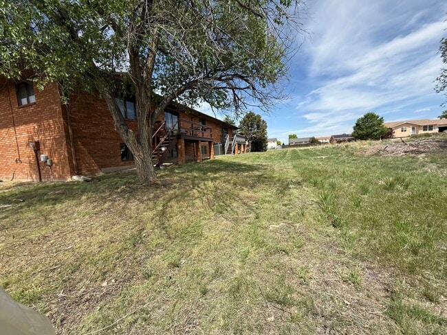 Building Photo - 738 S Watermelon Dr