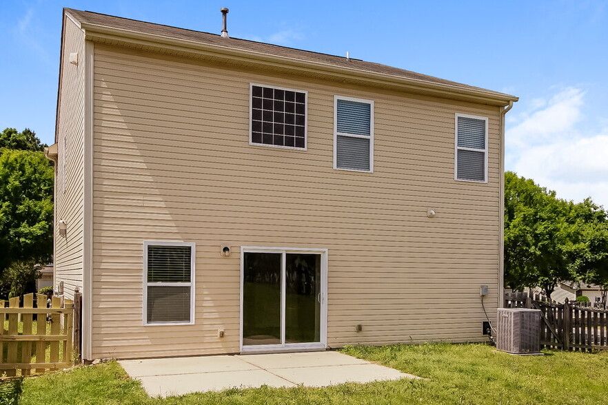 Building Photo - 10903 Greenhead View Rd