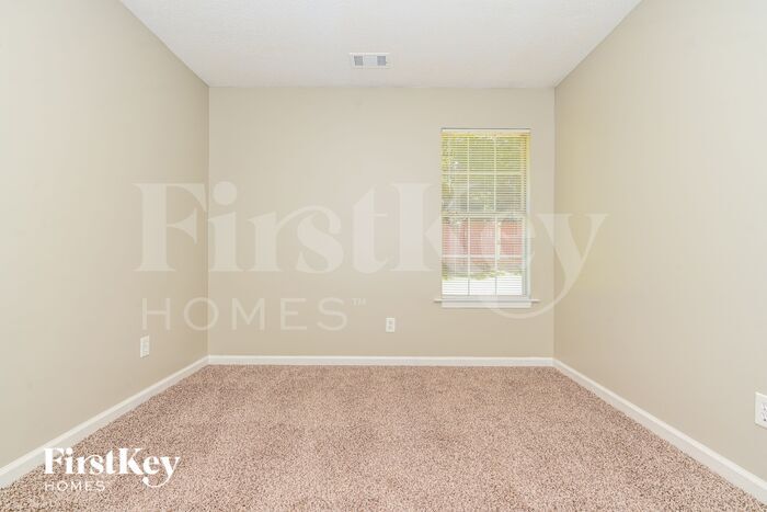 Building Photo - 1130 Collyns Ct